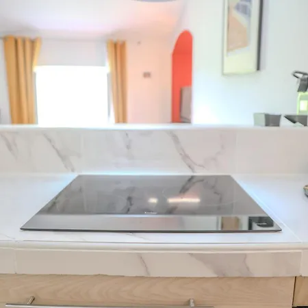 Grand Famille Centre Apartment *