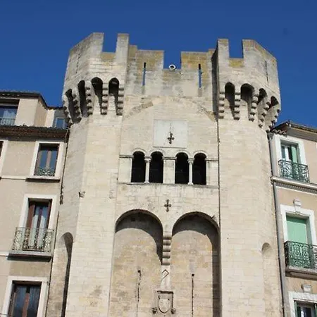 Grand Famille Centre Apartment *